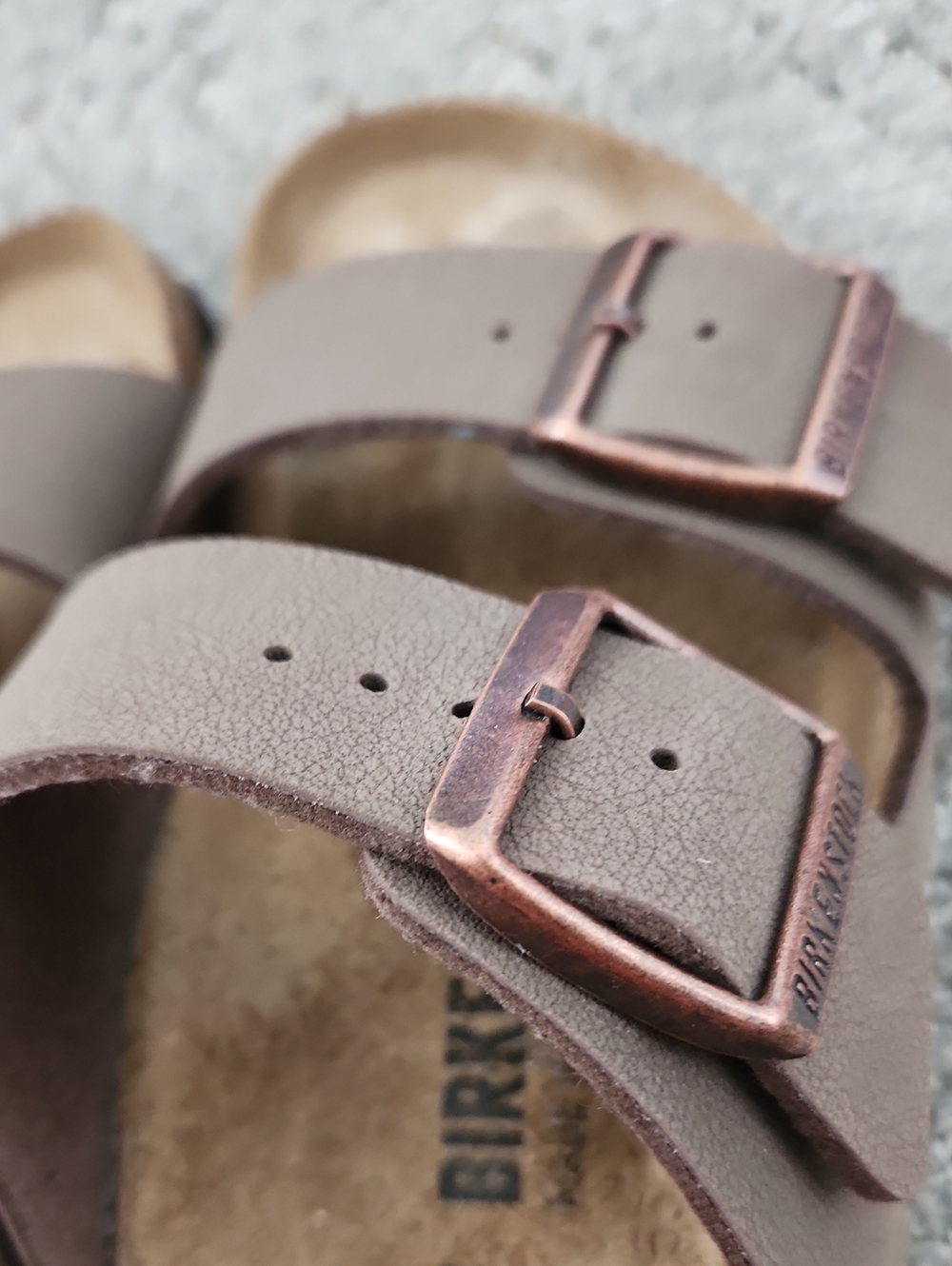 🖤 Practically New Birkensrock Sandals - Picture 3 of 5